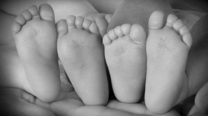 Fakta Ibu Positif Corona Melahirkan Anak Kembar dan Akhirnya Meninggal