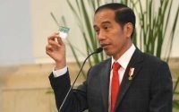 Jokowi Kembali Menaikkan Iuran BPJS Kesehatan
