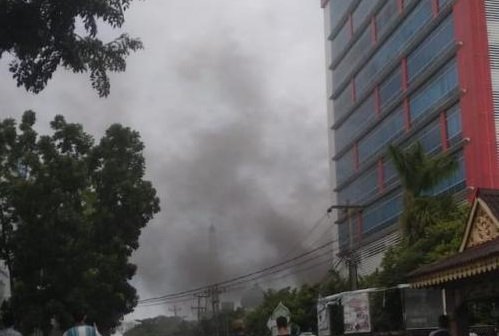 Gedung Telkom Pekanbaru Terbakar