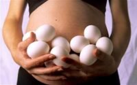 makan telur mentah saat hamil
