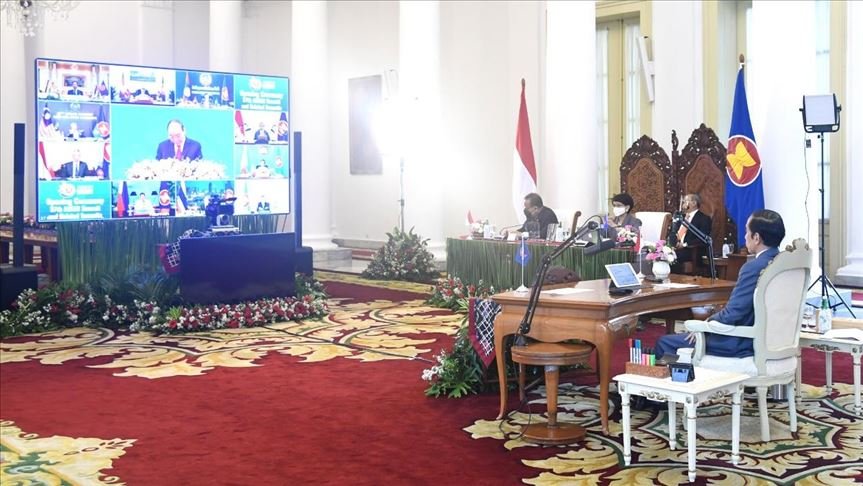 Jokowi Hadiri KTT Ke-37 ASEAN