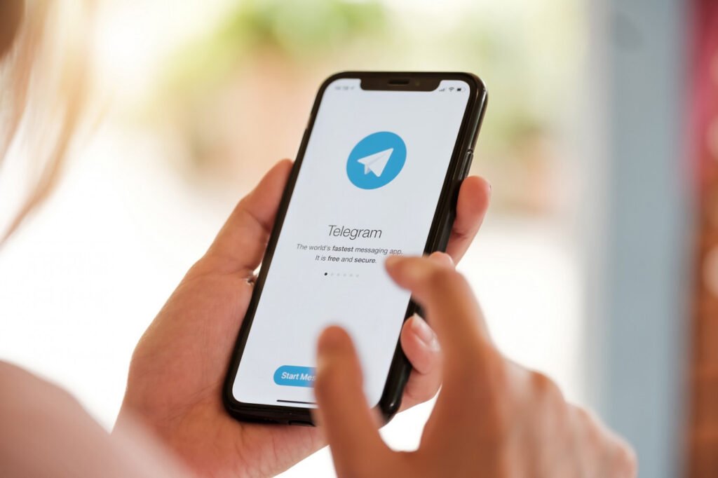 Keunggulan Telegram Dibanding Whatsapp